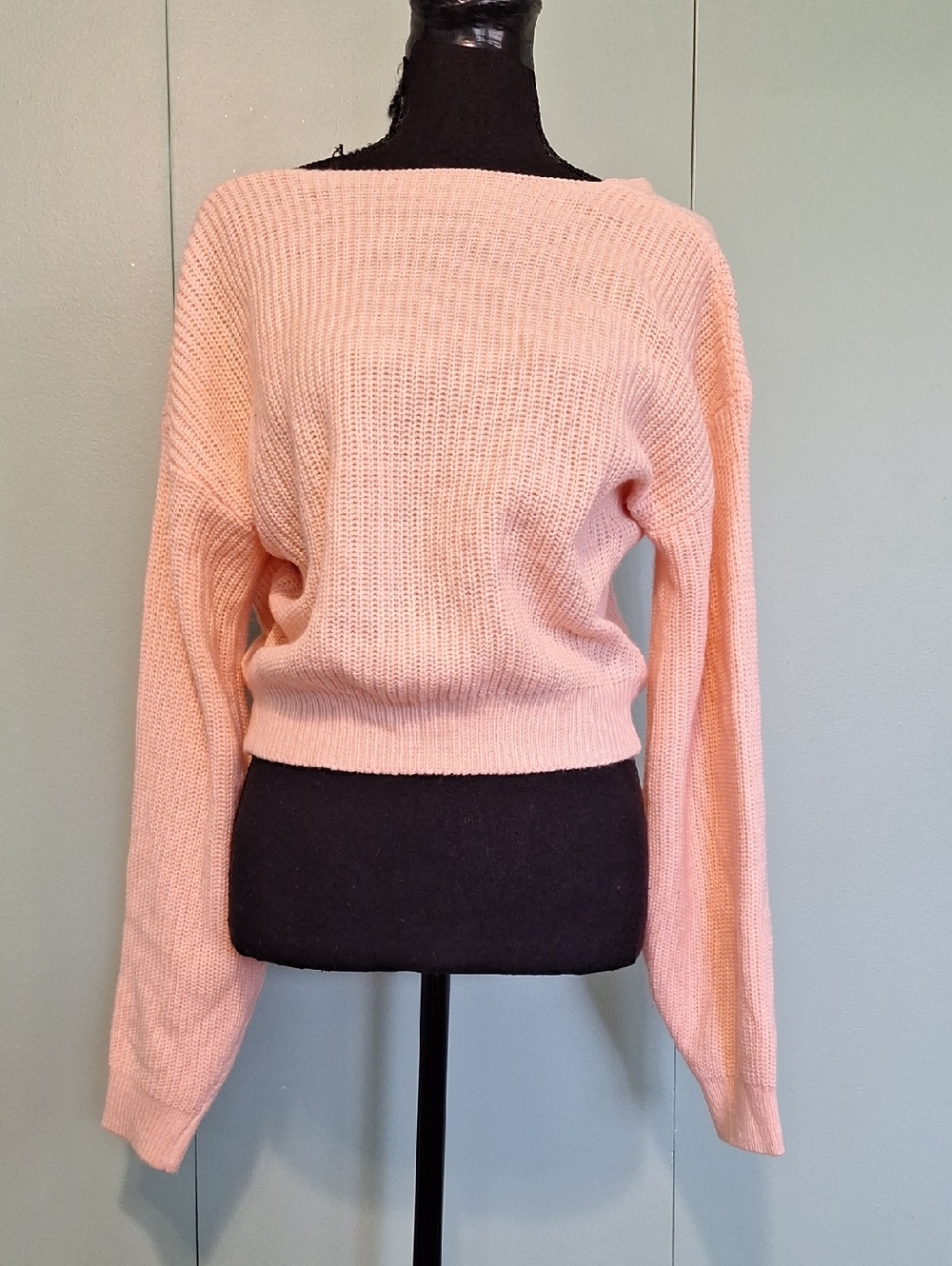 Halara Peach Open Cross Back Sweater Size Medium